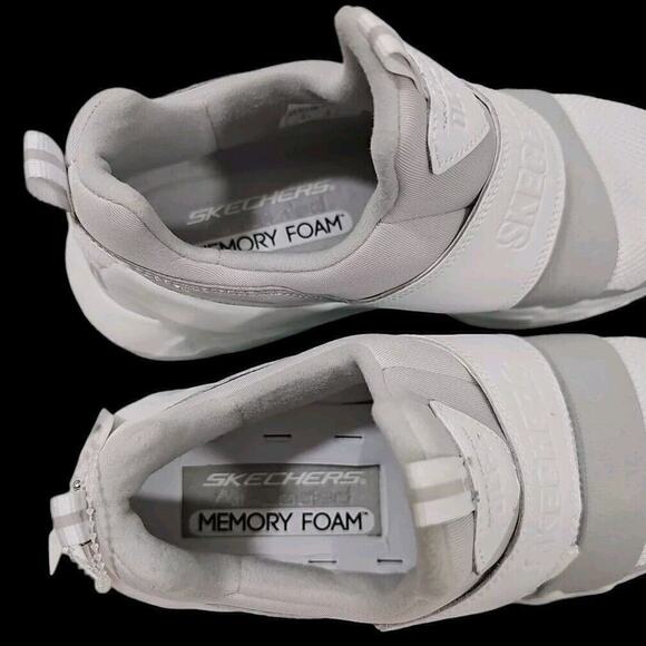 Skechers DLT-A-Static Flare ~Woman Size 8~ White Slip On Sneakers Shoes NWOB. - Picture 8 of 10